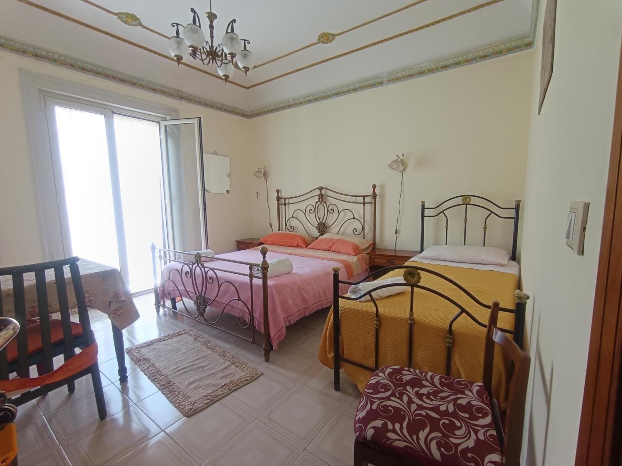 Dei Mille Homestay Palermo